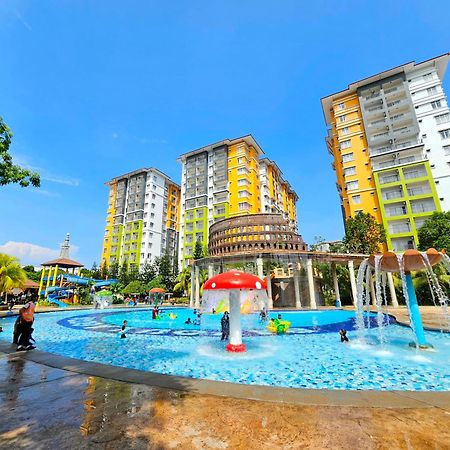 Melaka Town Area Top 1 Family Lovers Water Themepark Suites By Ggm Exterior foto