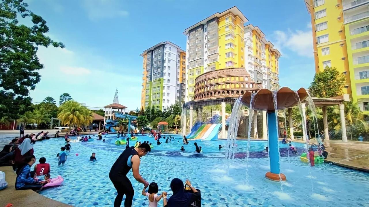 Melaka Town Area Top 1 Family Lovers Water Themepark Suites By Ggm Exterior foto